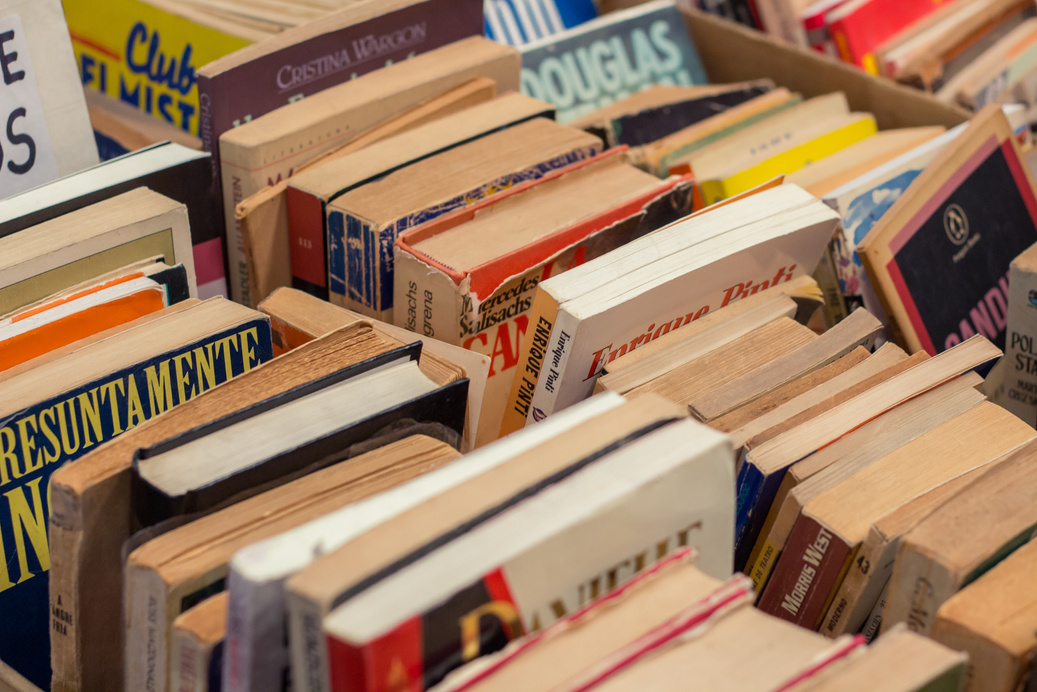 sale of used books